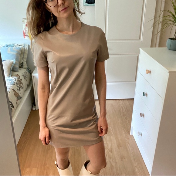 Women’s nude real leather Alice Street dress - Picture 4 of 4